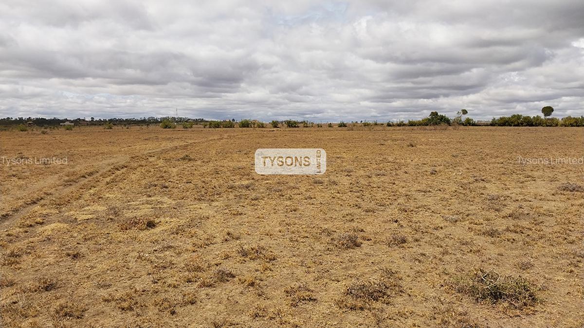 Land in Kitengela - 3