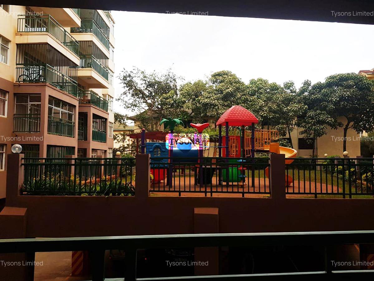 3 Bed Apartment with En Suite in Lavington - 12