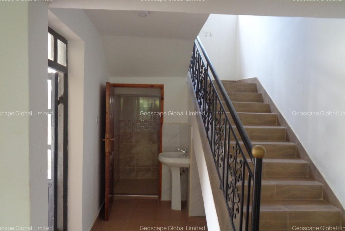 4 Bed Townhouse with En Suite in Kitengela - 5