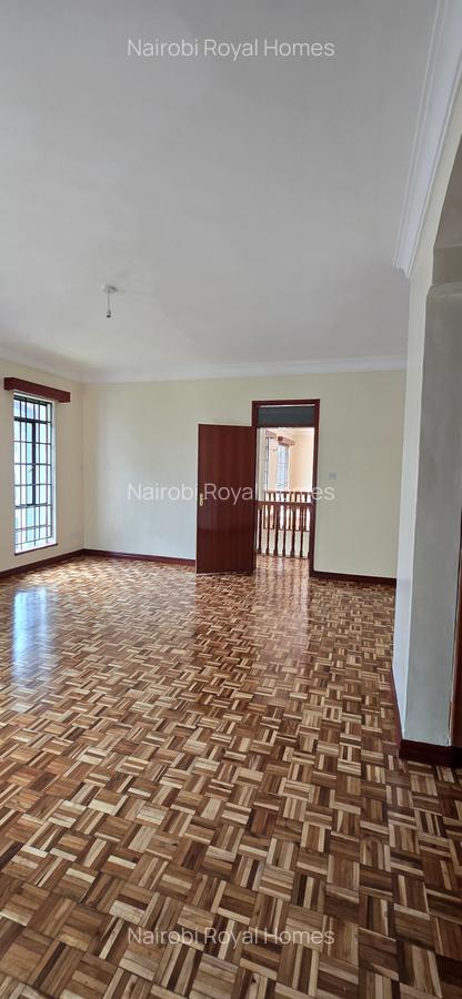 4 Bed Townhouse with En Suite at Lavington Green - 9