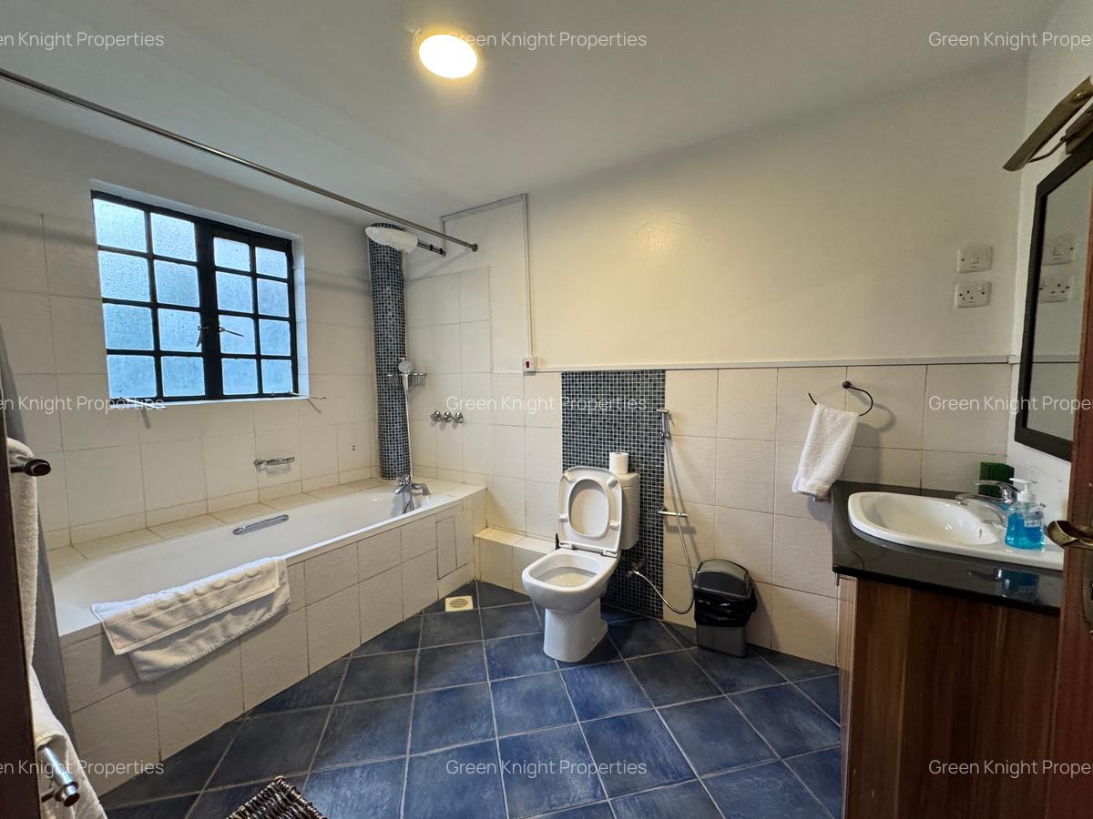 Serviced 2 Bed Apartment with En Suite in Lavington - 9