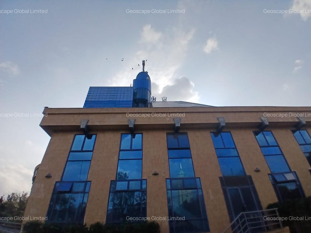 3,000 ft² Office with Parking in Upper Hill - 1