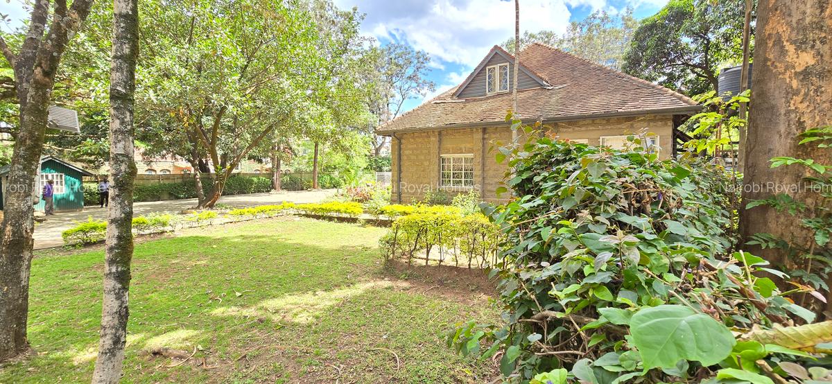 Commercial Property with Service Charge Included at Kilimani - 3