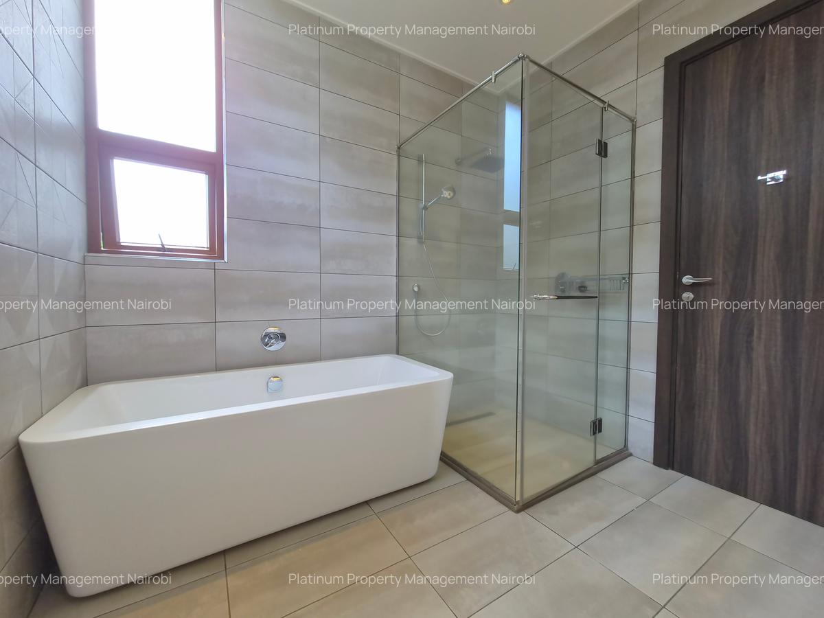 3 Bed Apartment with En Suite at Spring Valley - 18