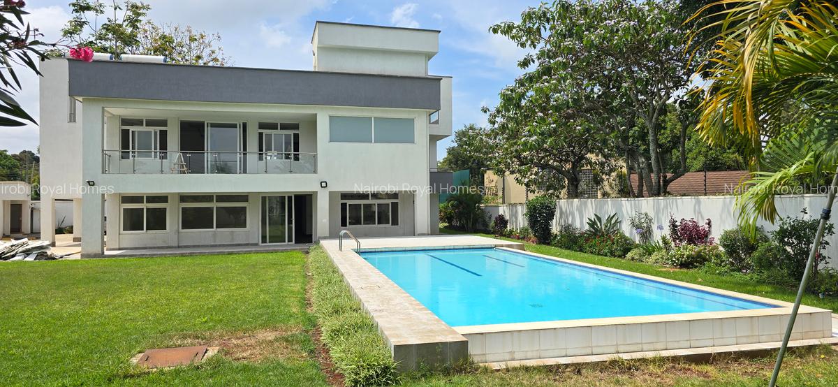 5 Bed House with En Suite at Runda Road - 2