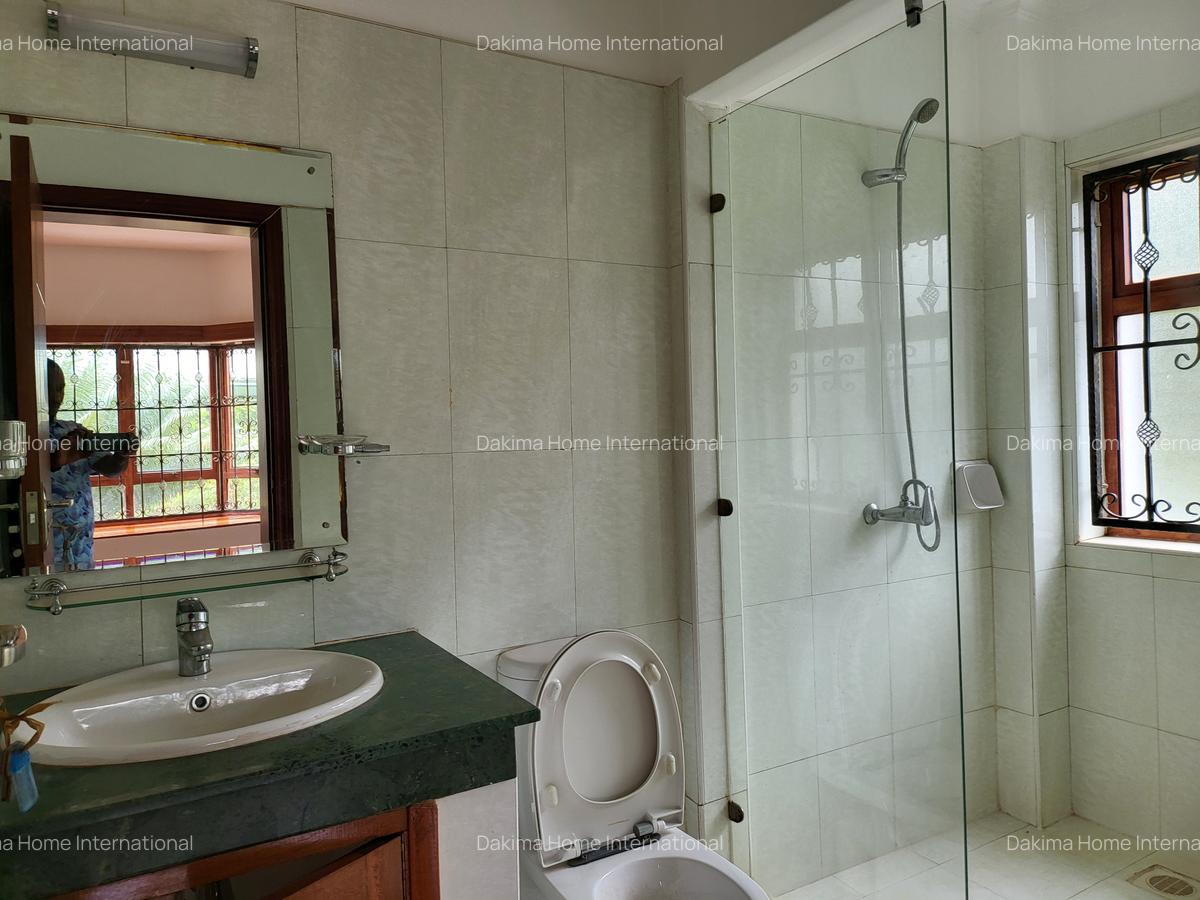 5 Bed Townhouse with En Suite in Runda - 7