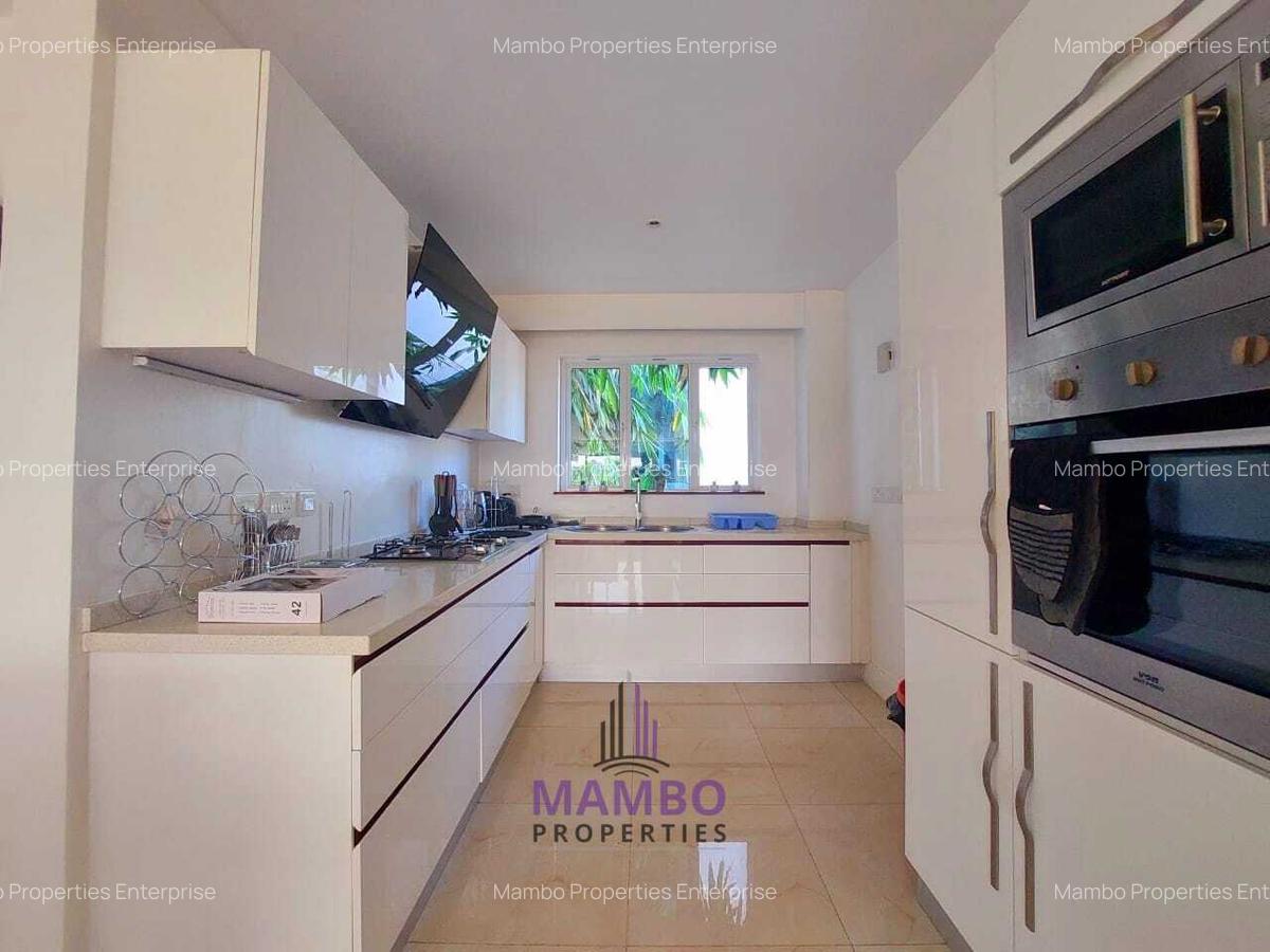 2 Bed Apartment with En Suite at Rhapta Rd - 4