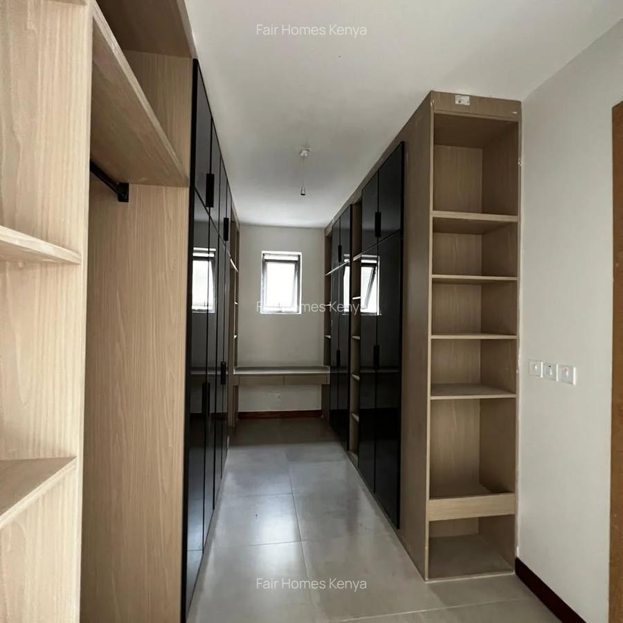 6 Bed Townhouse with En Suite at Convent Drive - 17