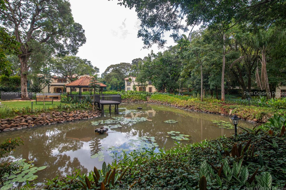 5 Bed House with En Suite in Karen - 4