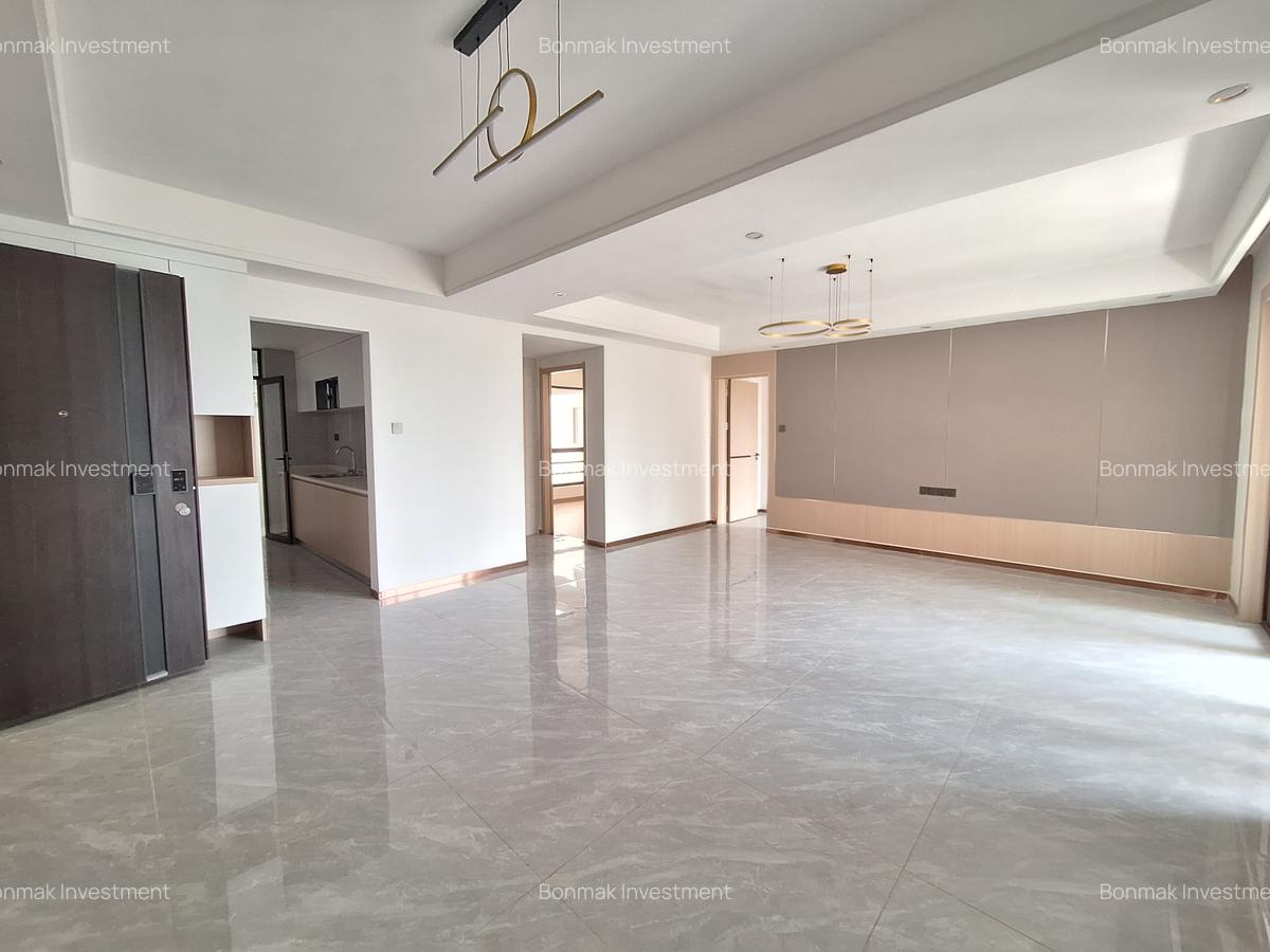 2 Bed Apartment with En Suite at Riverside Drive - 9
