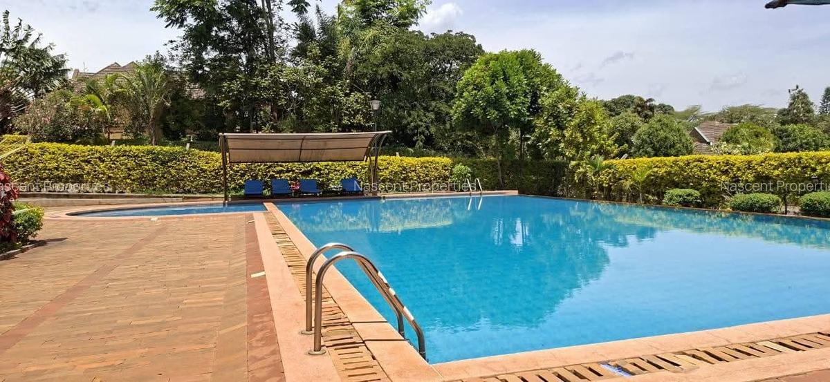 5 Bed Villa with En Suite in Runda - 4