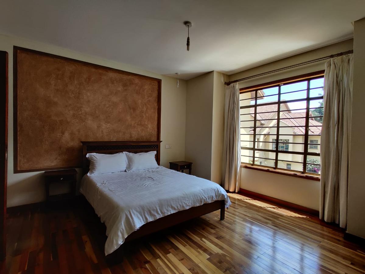 5 Bed Townhouse with En Suite in Westlands Area - 13