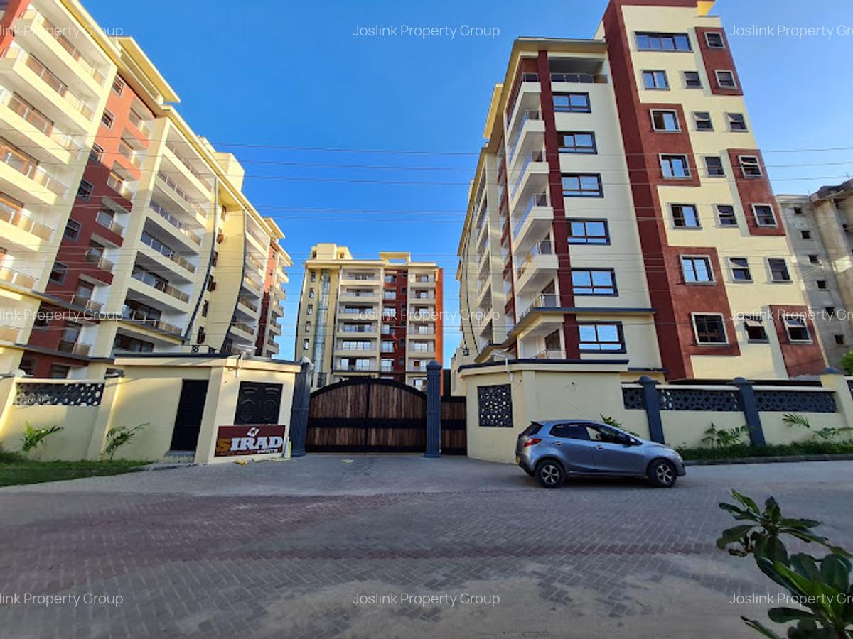 3 Bed Apartment with En Suite in Nyali Area - 1