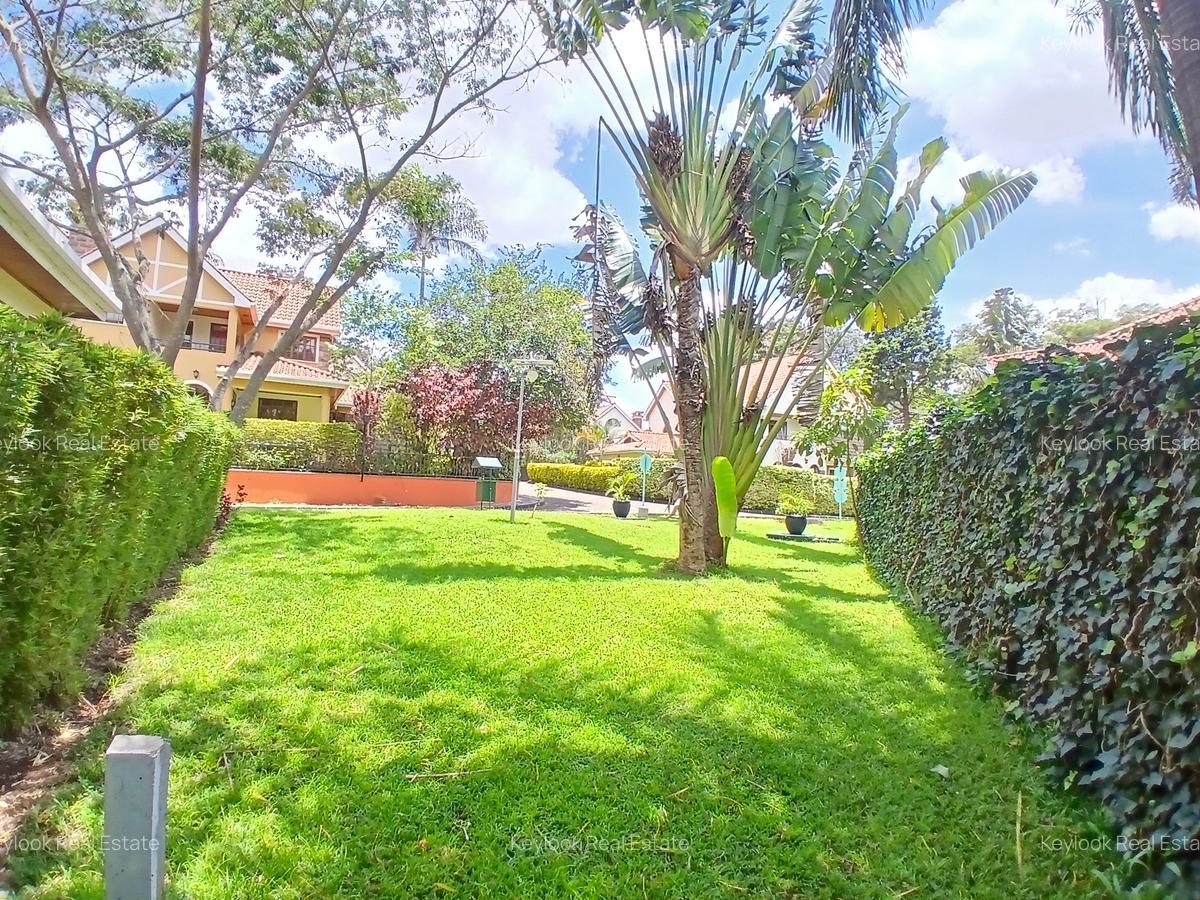 4 Bed Townhouse with En Suite at Off James Gichuru Road - 4