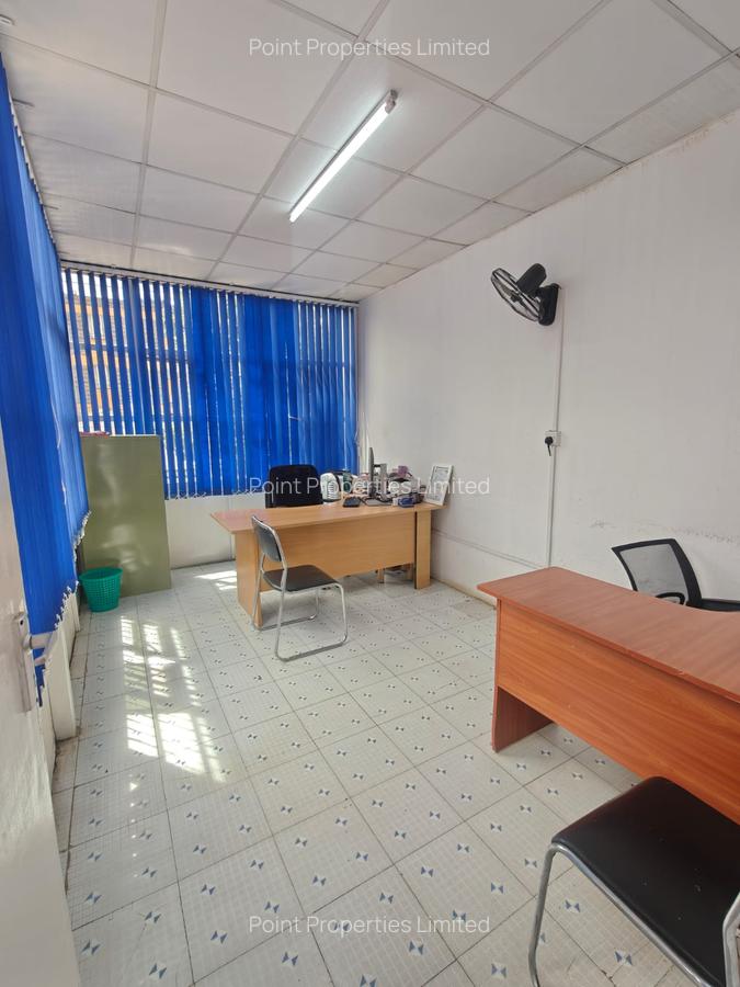 400 ft² Office with Service Charge Included in Westlands Area - 7