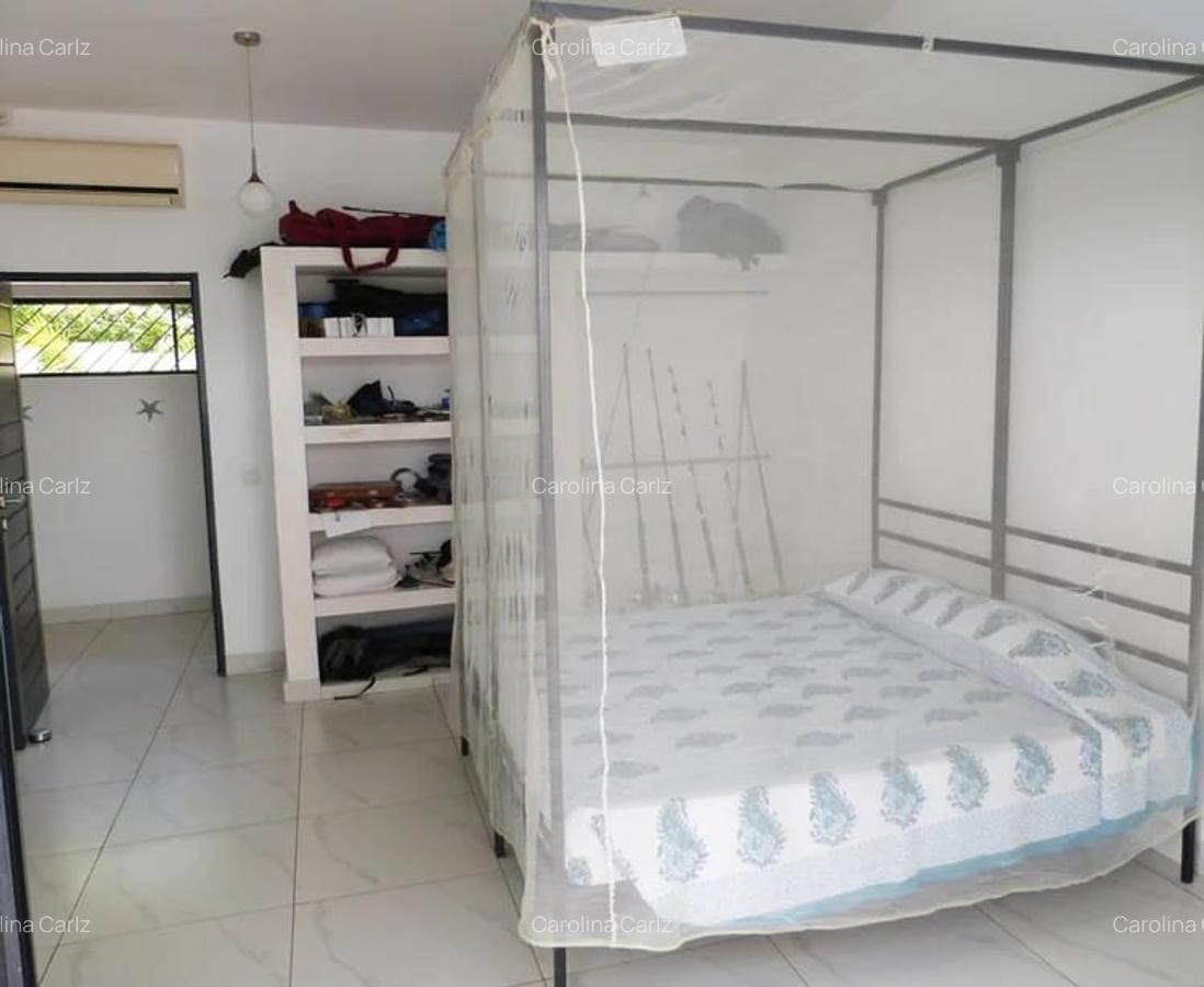 4 Bed House with En Suite in Watamu - 17