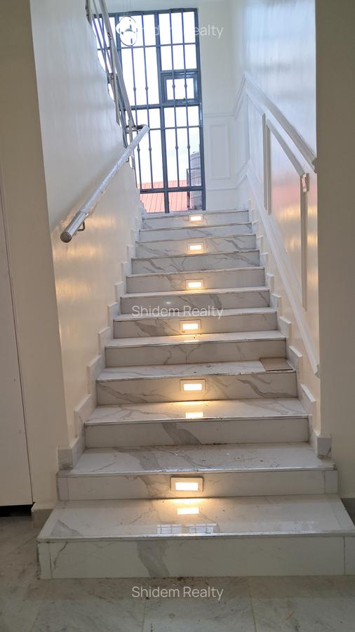 5 Bed House with En Suite at Ruiru - 8