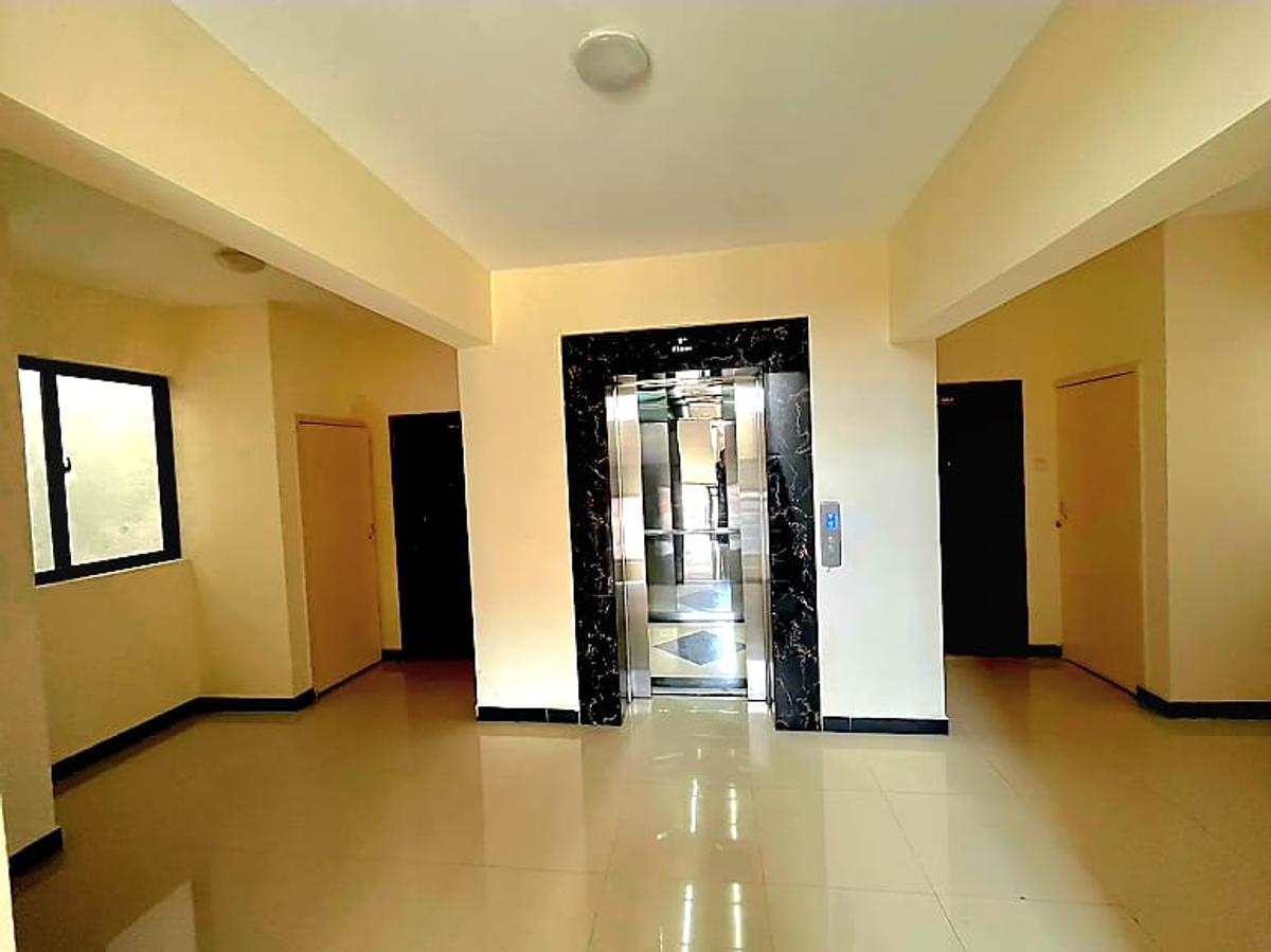 2 Bed Apartment with En Suite at Mugoiri Road - 2