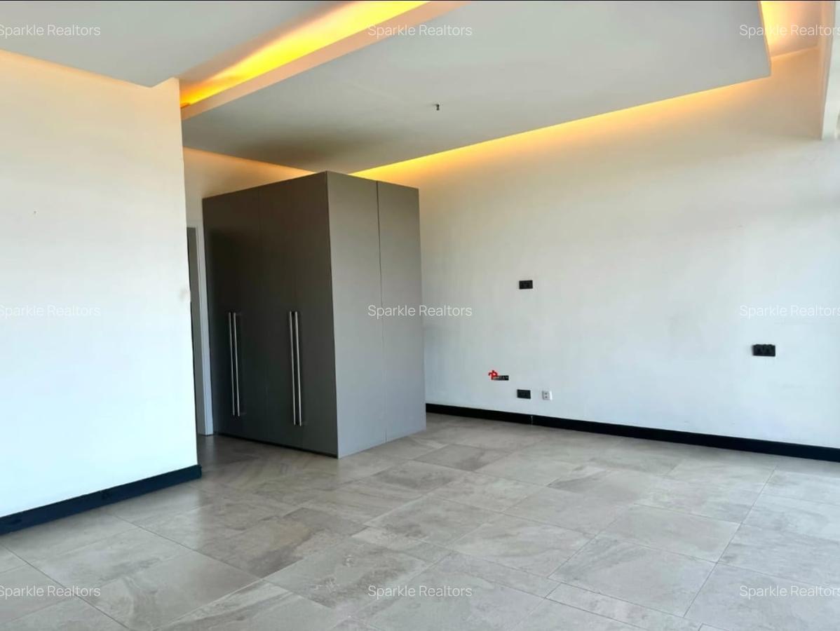 3 Bed Apartment with En Suite at Church Road - 3