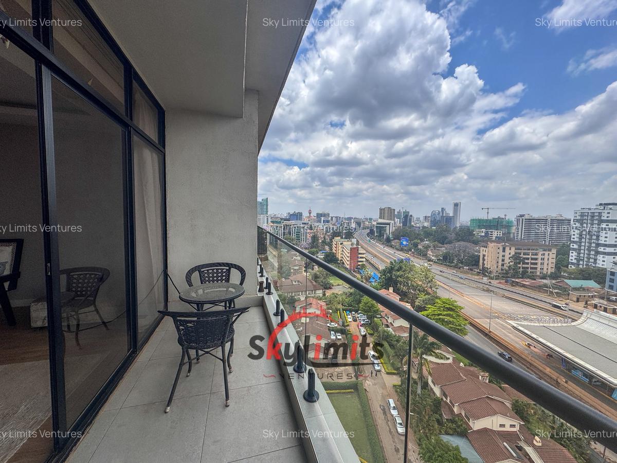 3 Bed Apartment with En Suite in Brookside - 15