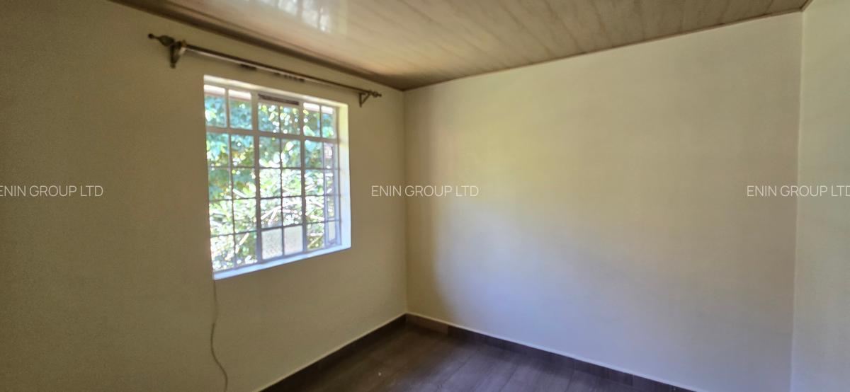 1 Bed House with Garden at Jacaranda Avenue - 2