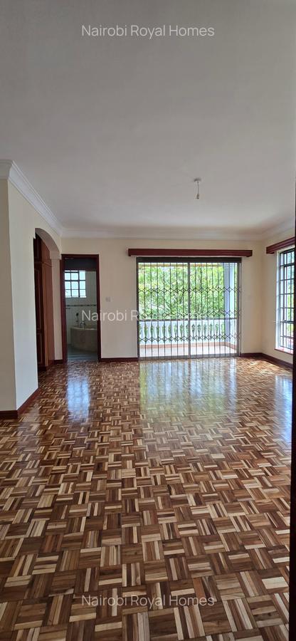 4 Bed Townhouse with En Suite at Lavington Green - 17