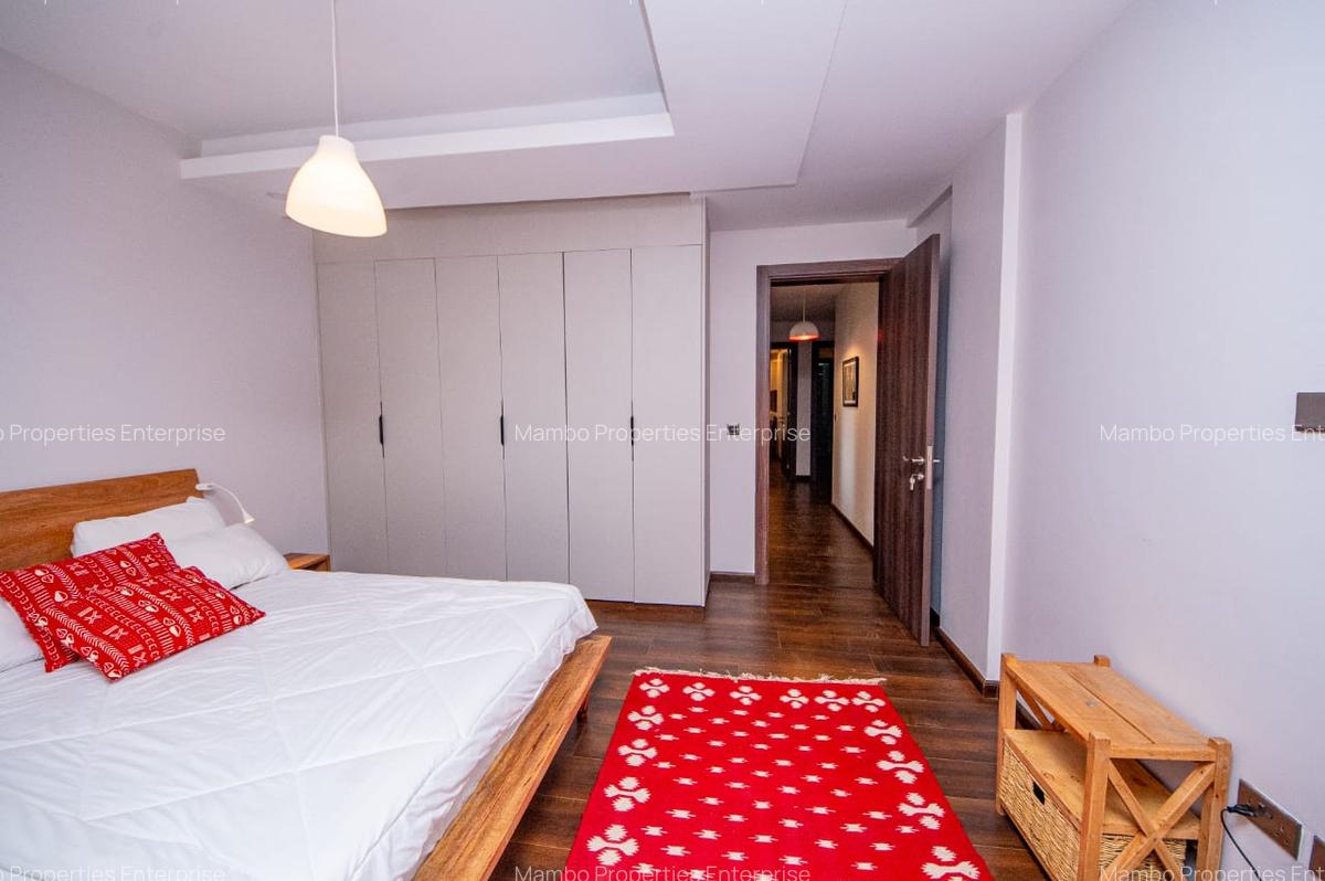 Furnished 3 Bed Apartment with En Suite at Brookside Drive - 6