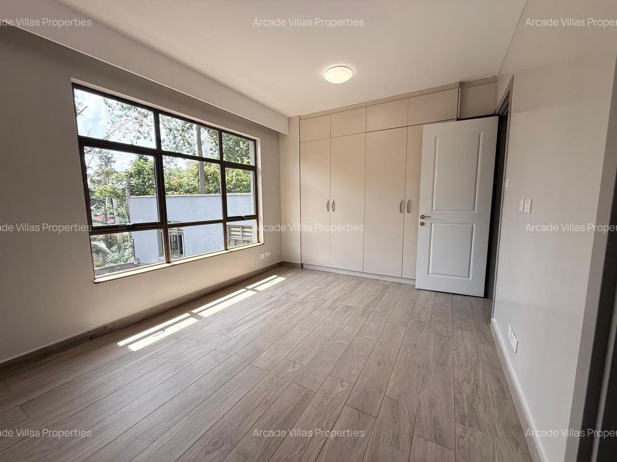 2 Bed Apartment with En Suite in Kilimani - 8