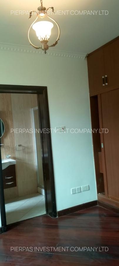 5 Bed Villa with En Suite in Lavington - 8