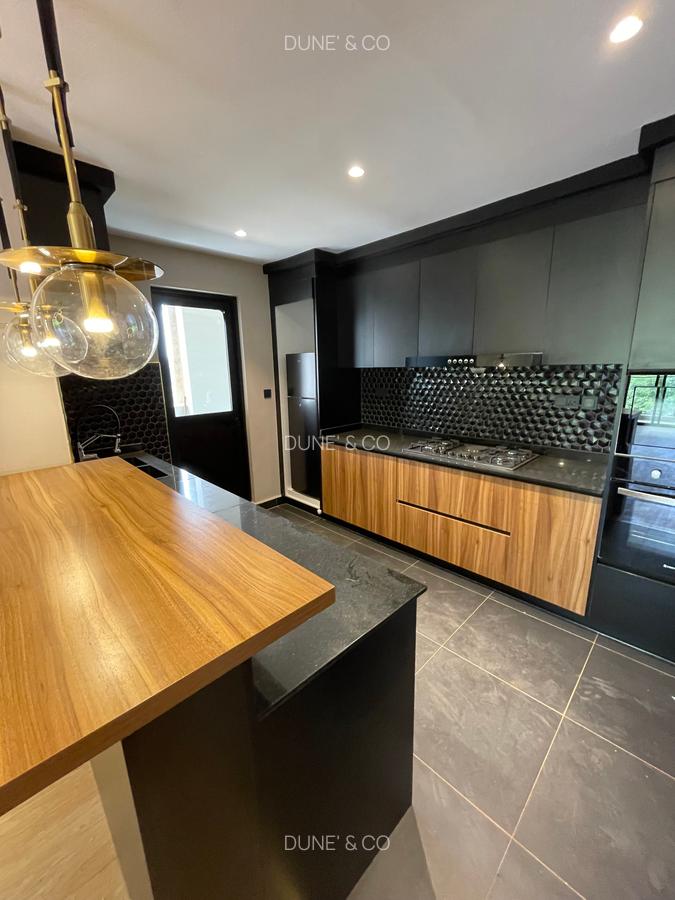 3 Bed Apartment with En Suite in Westlands Area - 9