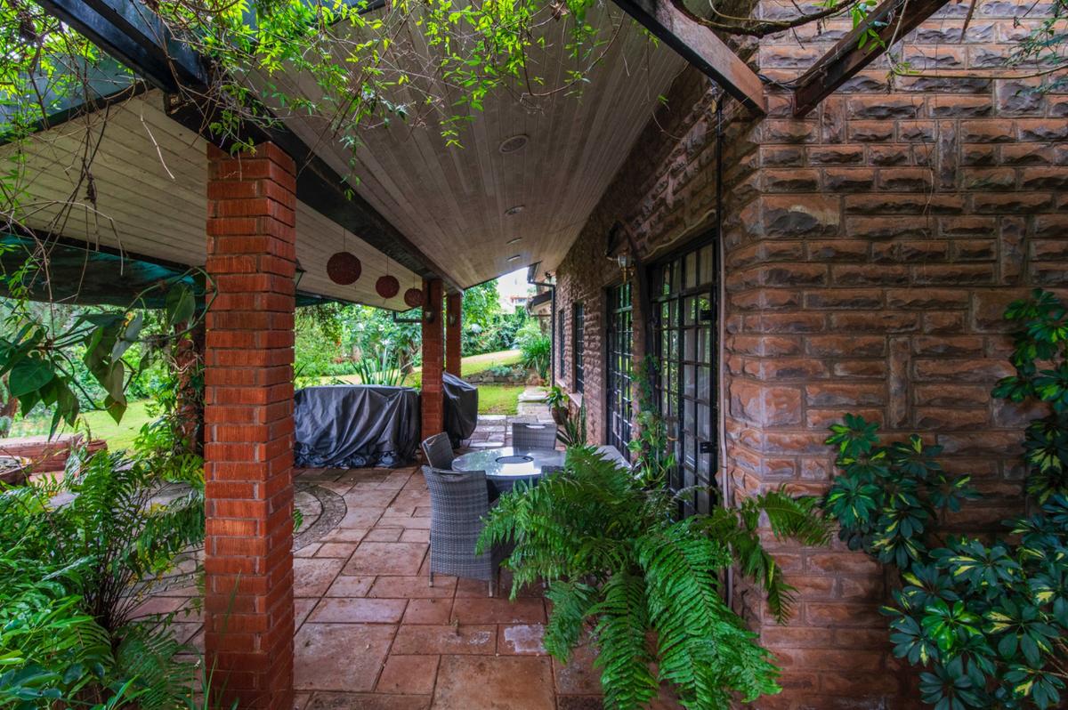 4 Bed House with En Suite in Runda - 6