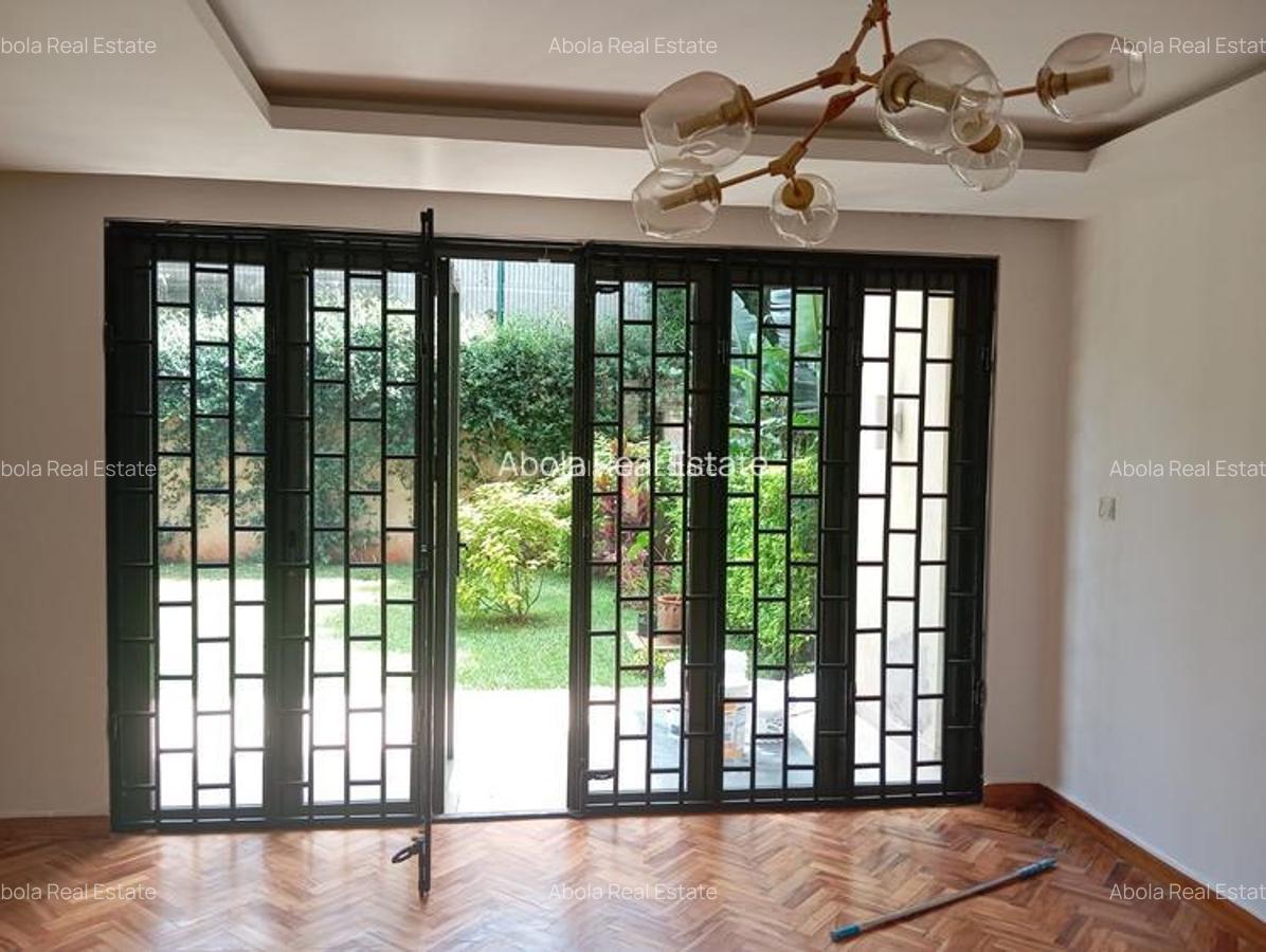 4 Bed Villa with En Suite in Gigiri - 7