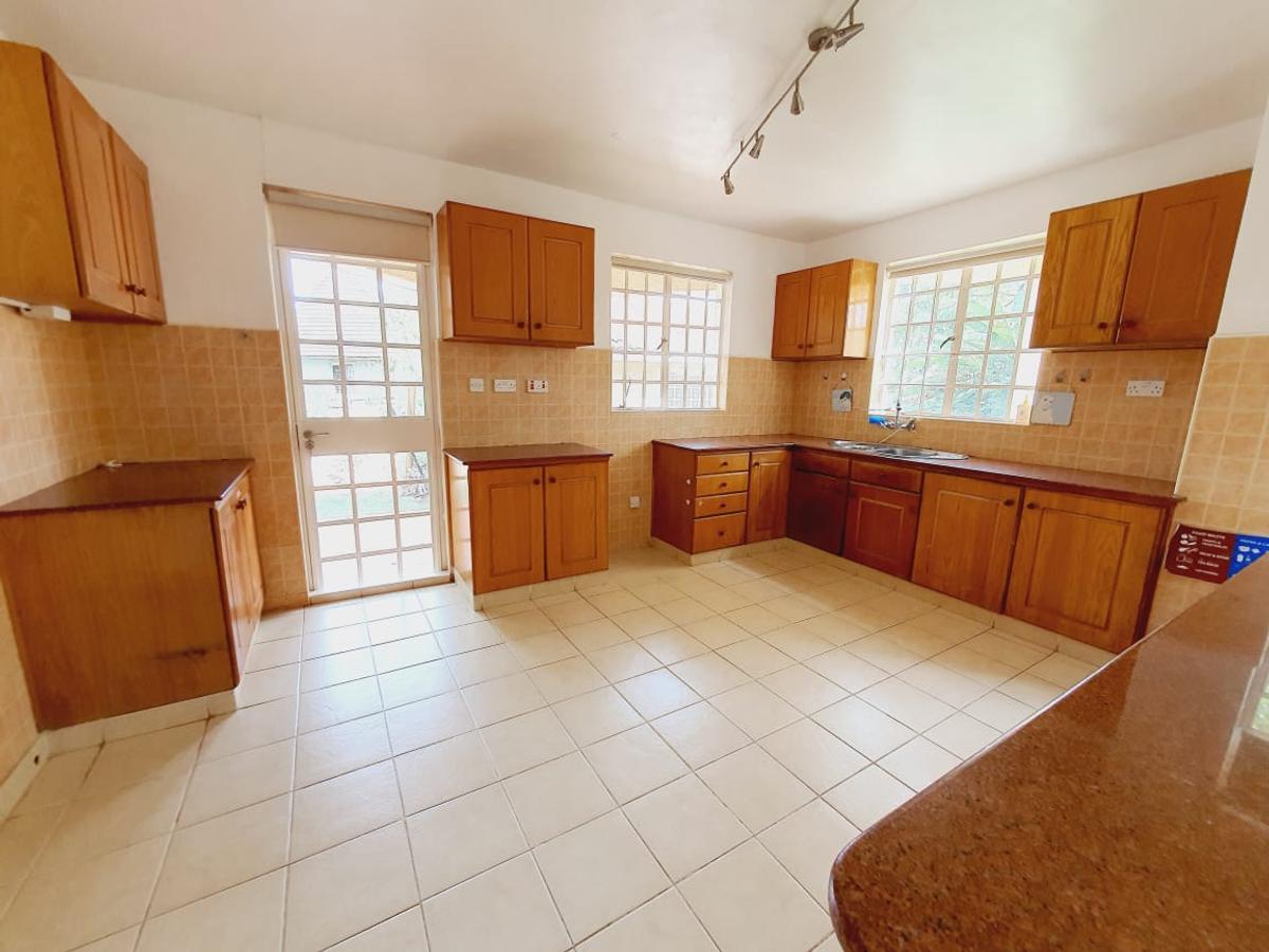 3 Bed House with En Suite at Runda - 6