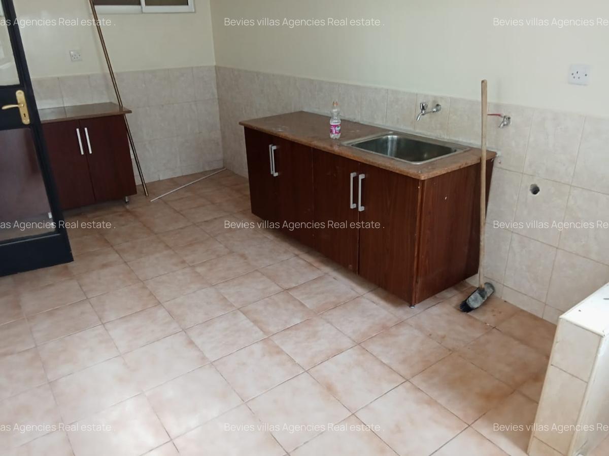 3 Bed Apartment with En Suite at Westlands - 4