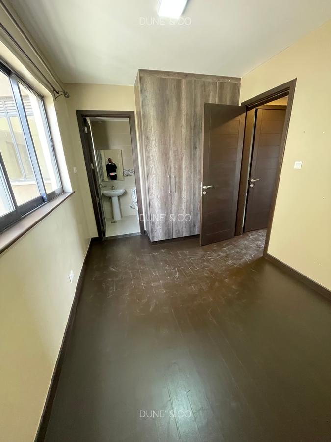 4 Bed Apartment with En Suite in Lavington - 18