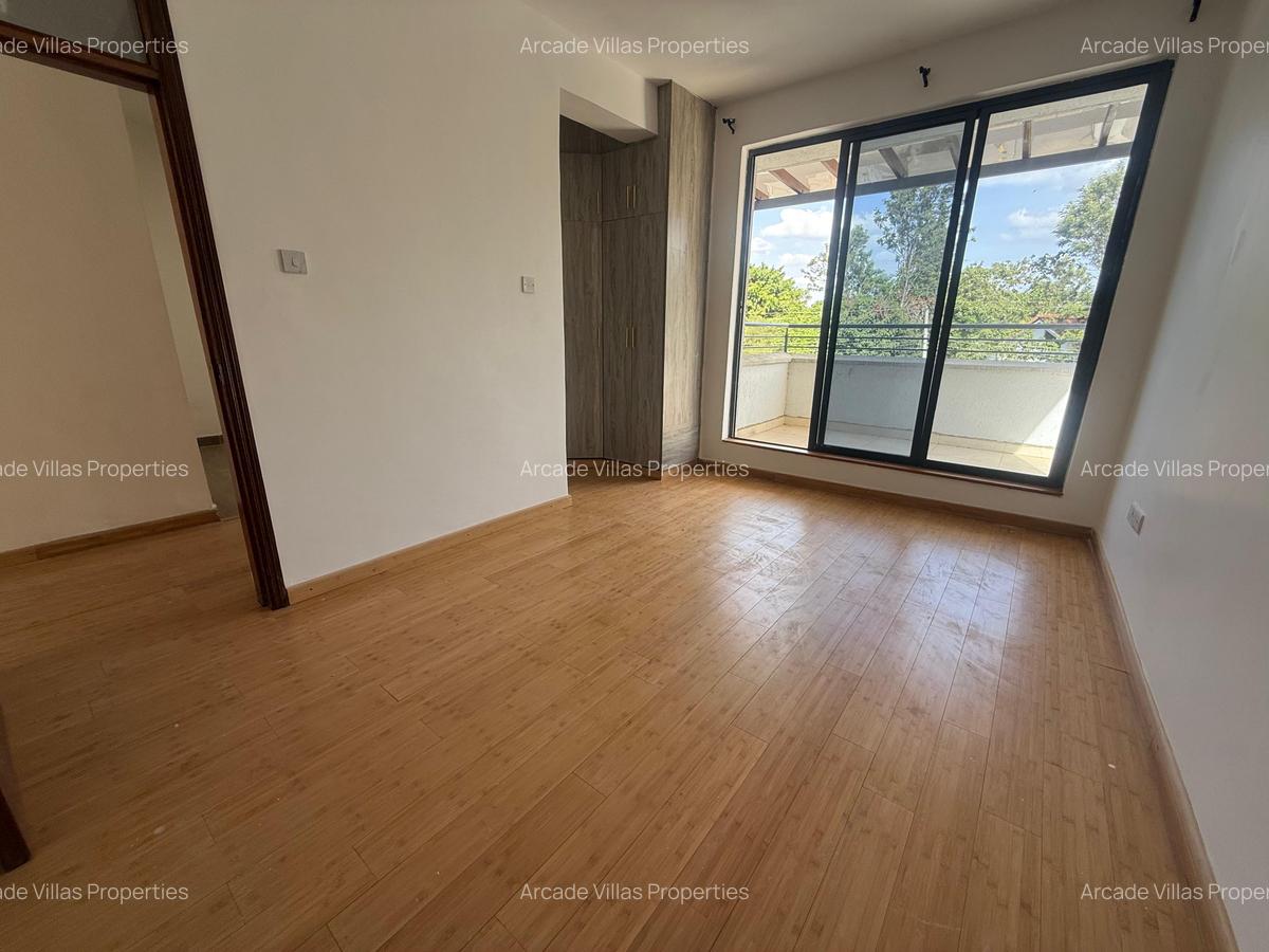 5 Bed Townhouse with En Suite in Lavington - 8