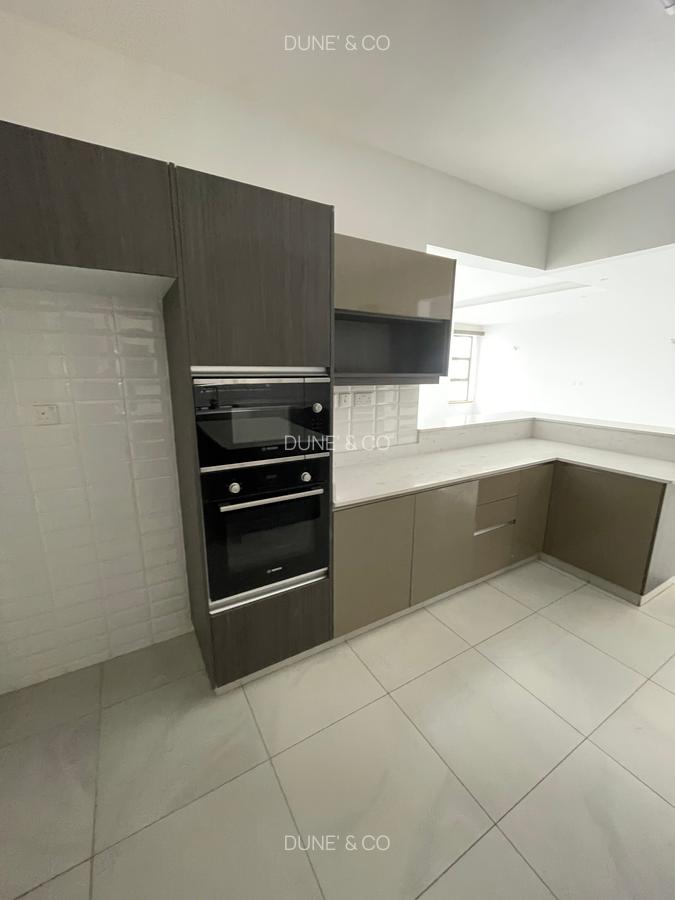 4 Bed Apartment with En Suite in Westlands Area - 8