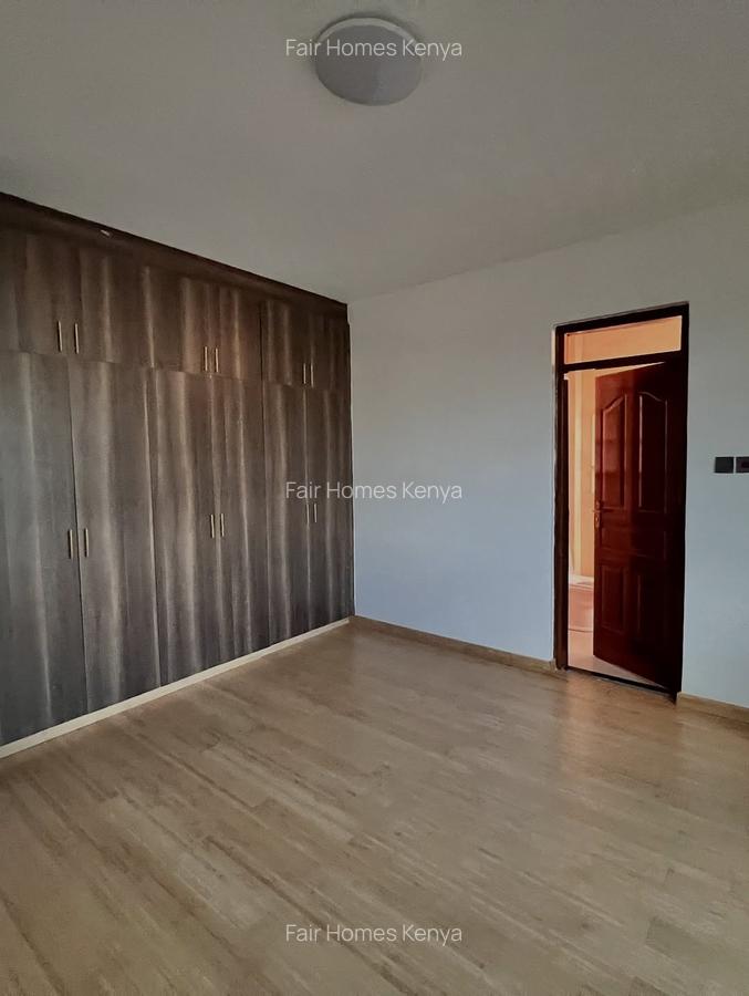 6 Bed Townhouse with En Suite at Kabasiran Avenue - 16