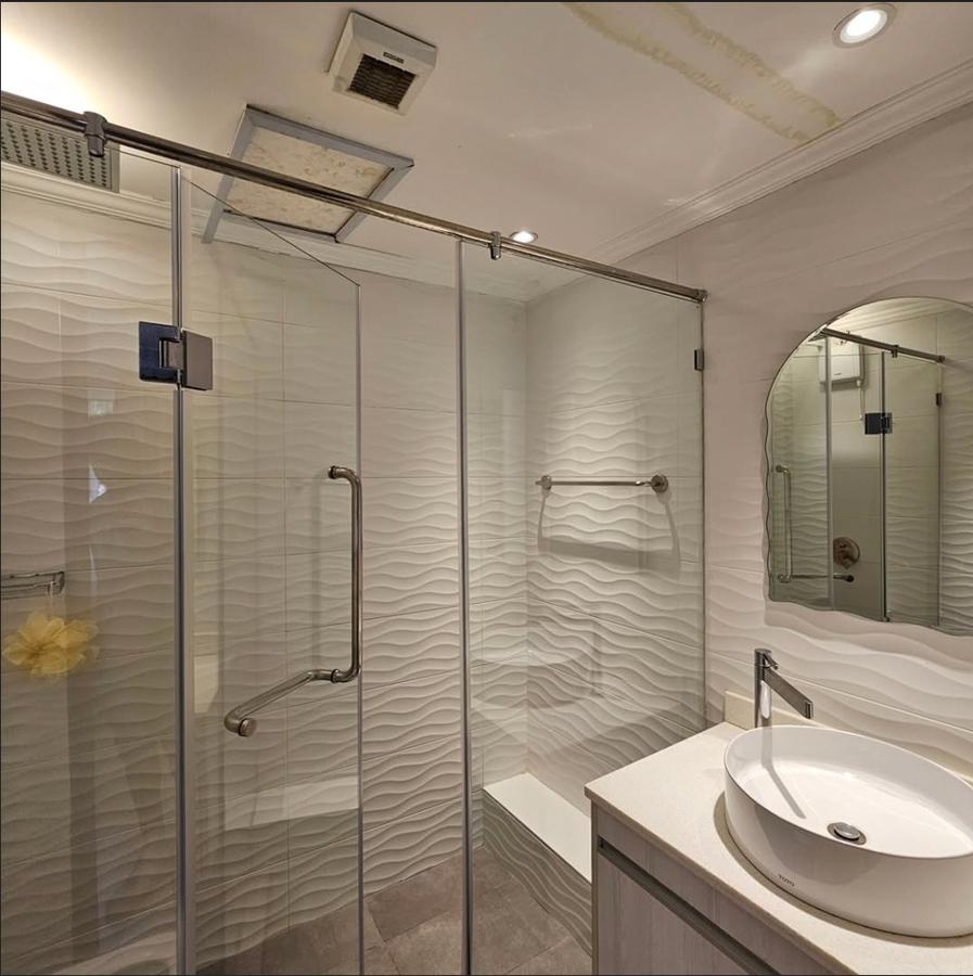 3 Bed House with En Suite at Parklands - 11