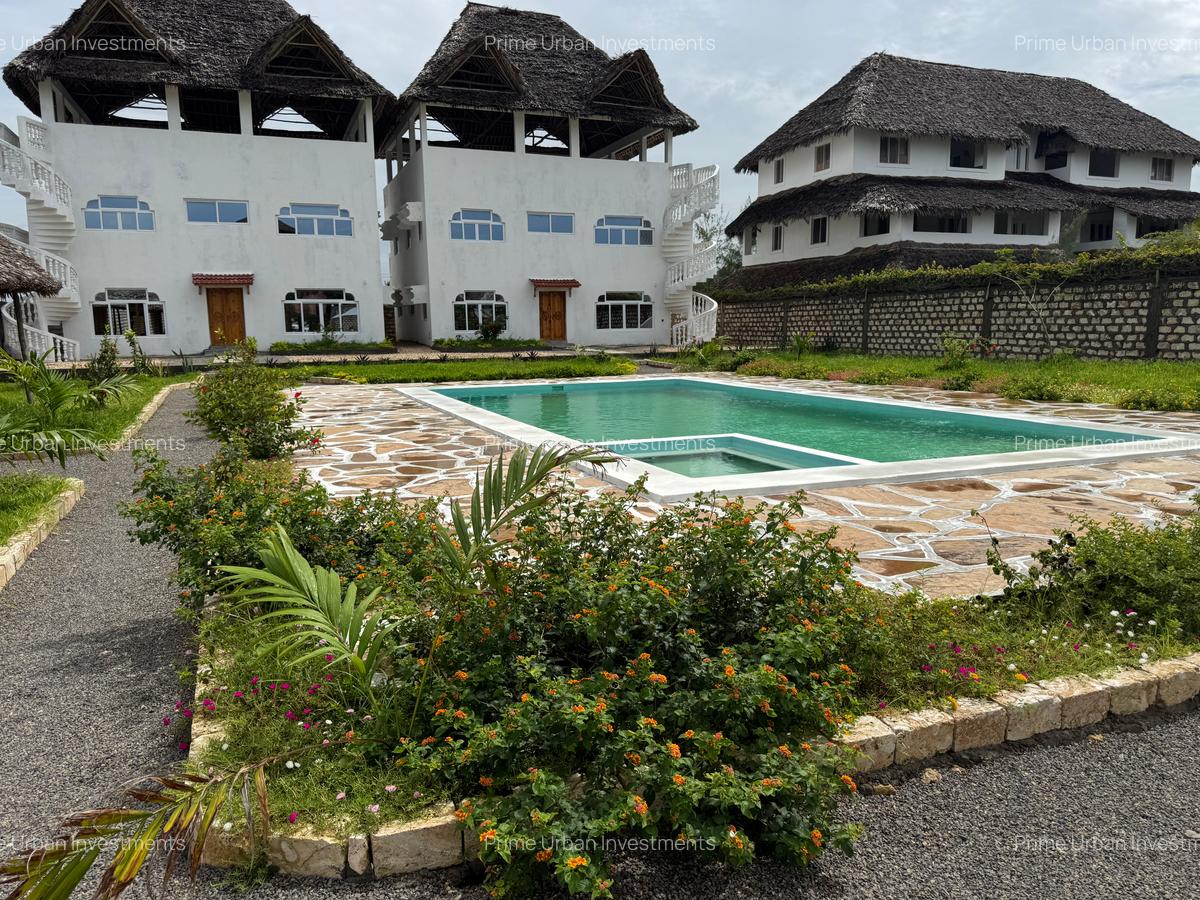 6 Bed Townhouse with En Suite in Watamu - 8
