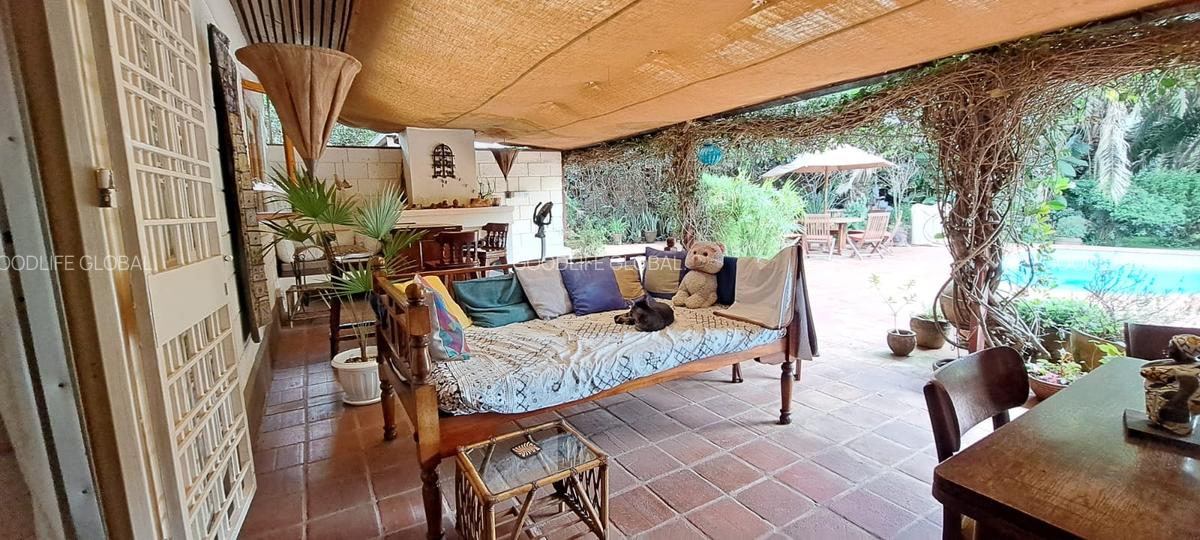 2 Bed House with En Suite at Rosslyn - 6