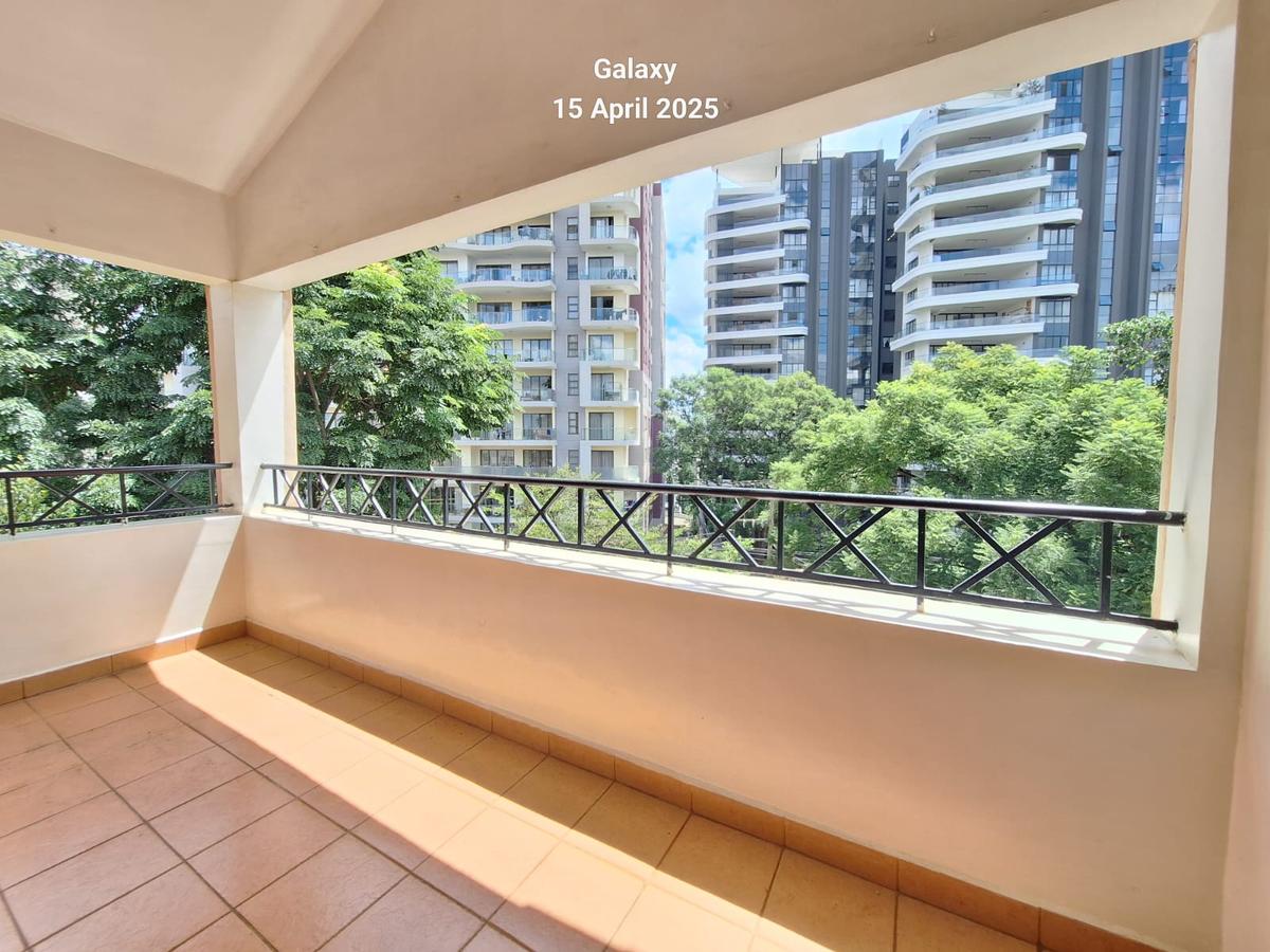 3 Bed Apartment with En Suite at Westlands - 9