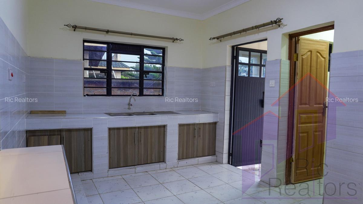 3 Bed House with En Suite at Oloolsurutia Road - 9