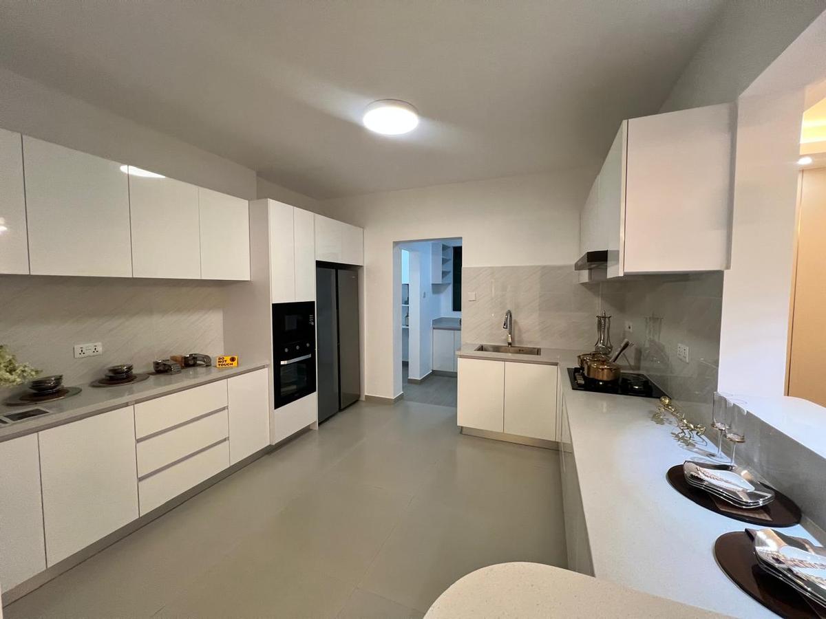 4 Bed Apartment with En Suite in Kilimani - 12