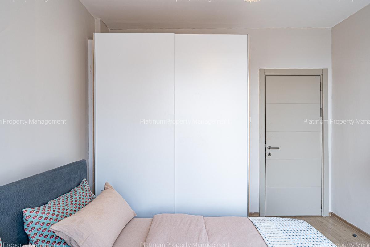 Serviced 1 Bed Apartment with En Suite at Westlands Rd - 10