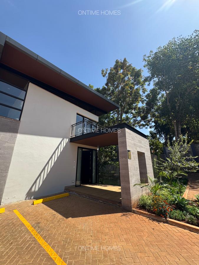 4 Bed Villa with En Suite at Runda - 1