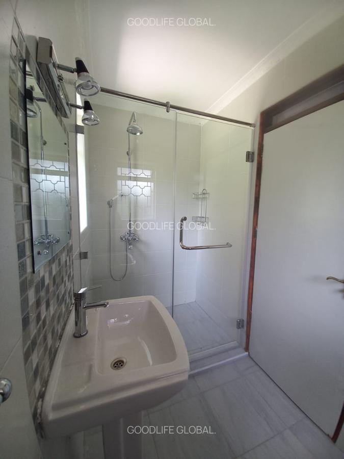 2 Bed House with En Suite at Runda - 10