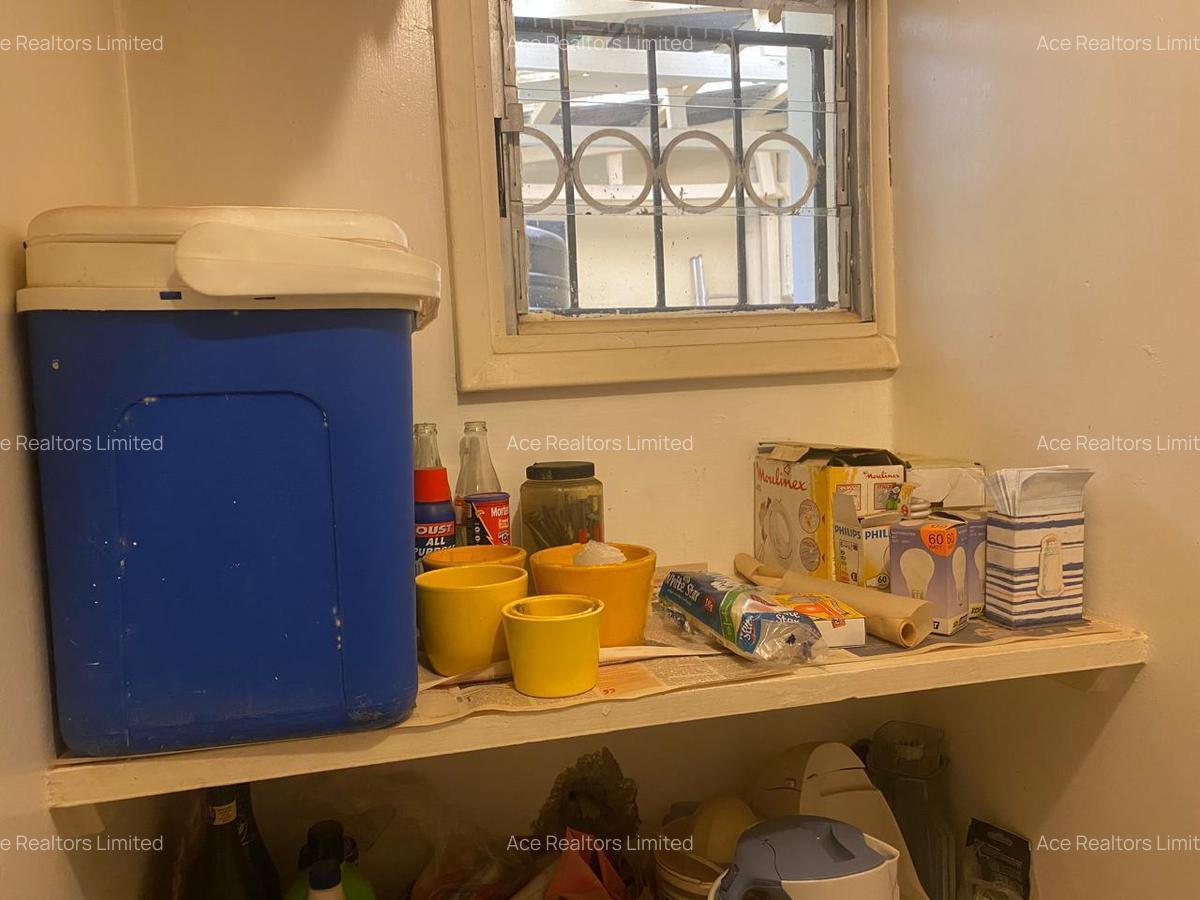 4 Bed Townhouse with En Suite at Brookside Estate Westlands Nairobi - 9