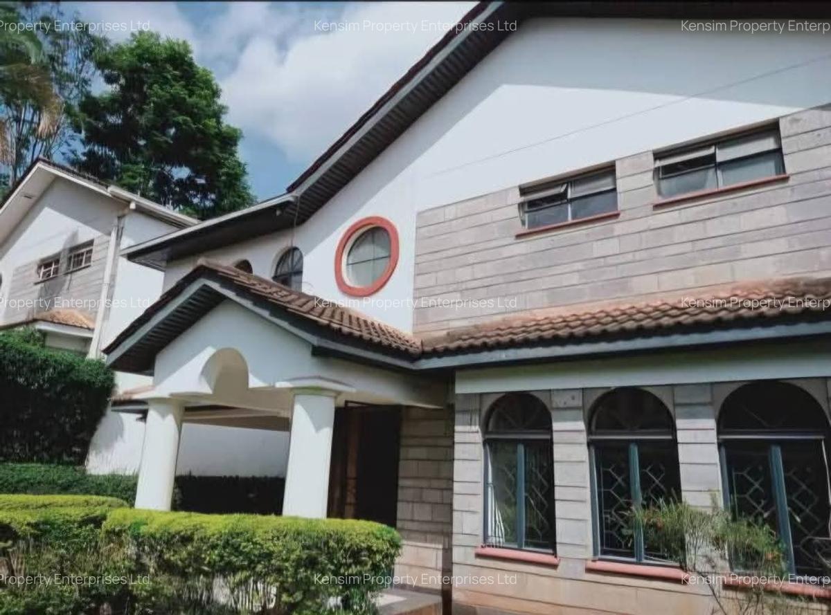 4 Bed Townhouse with En Suite in Spring Valley - 4