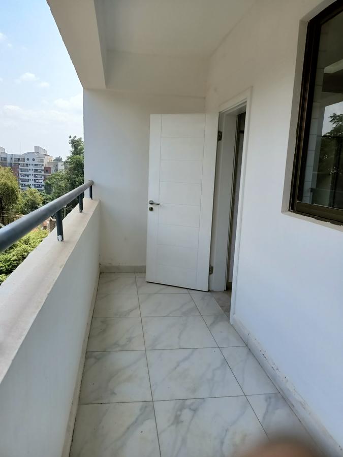 4 Bed Apartment with En Suite in Lavington - 5